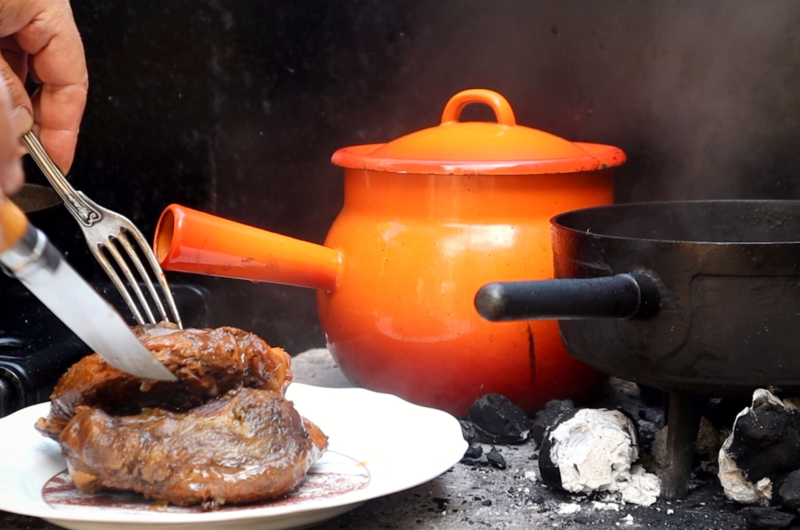 Braised Pork Cheeks from La Roussillon | JOUES DE PORC BRAISÉES AU RANCIO