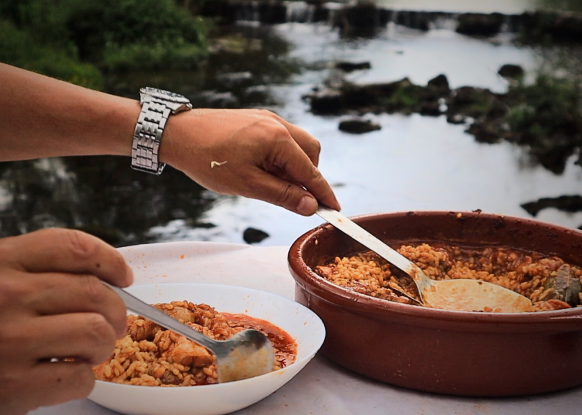 Dark-Rice-with-Chicken-from-Cataluna