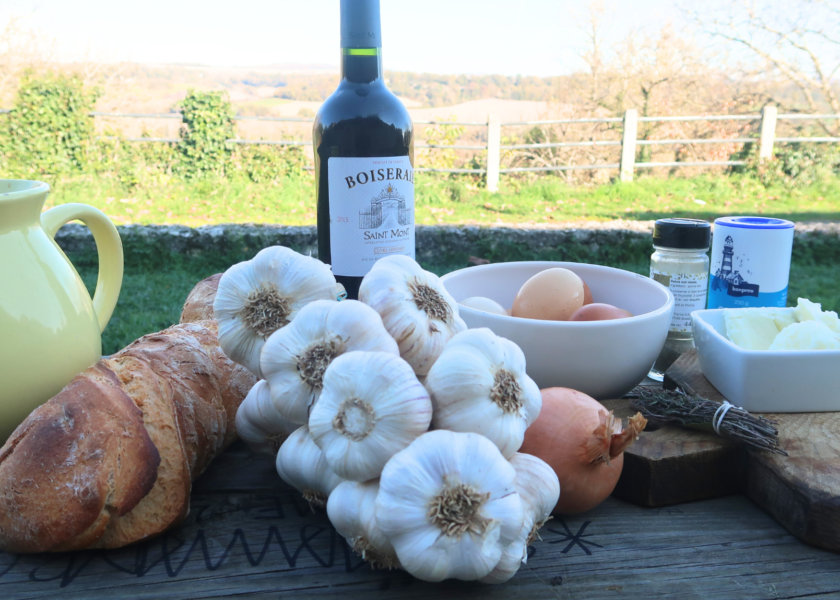 Garlic-Soup-from-Gascony