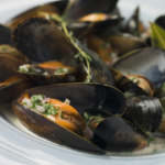 Mussels in Cream Sauce | MOULES À LA CRÈME