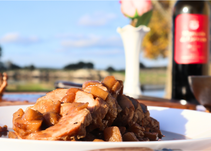 Pork-Tenderloin-with-Apples-from-Extremadura-1